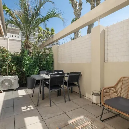 Comfy With Residential Swimming Pool *