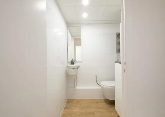 公寓 Comfy With Residential Swimming Pool